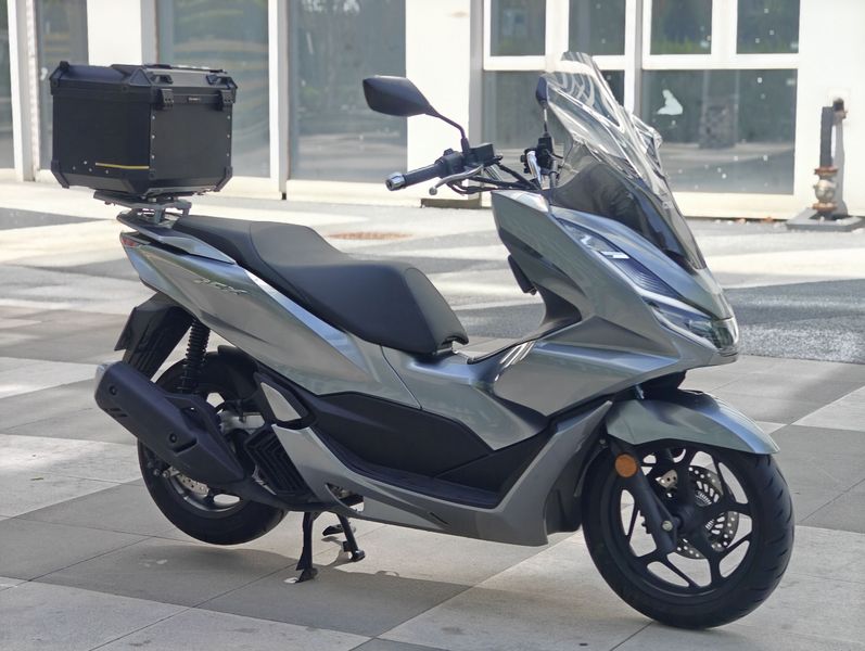 二手五羊本田PCX