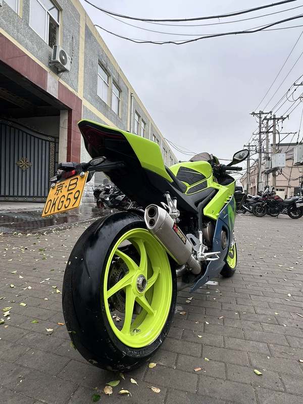 二手张雪机车500RR