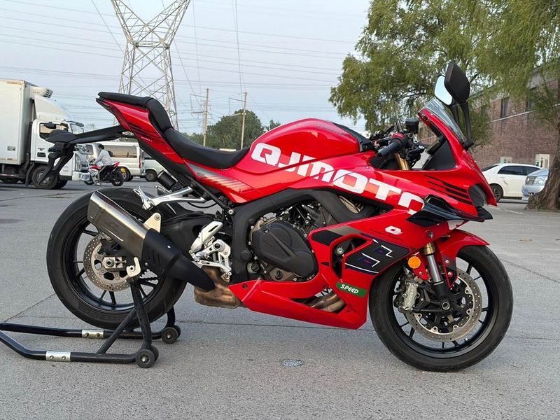 二手QJMOTOR赛800
