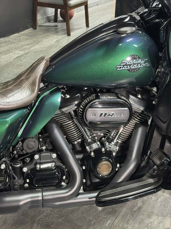 二手哈雷戴维森公路滑翔 Road Glide