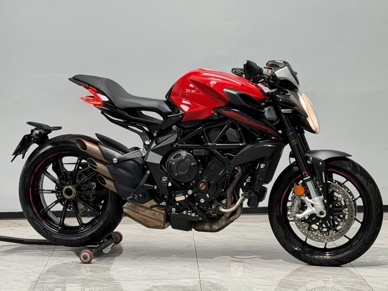 二手奥古斯塔Brutale 800