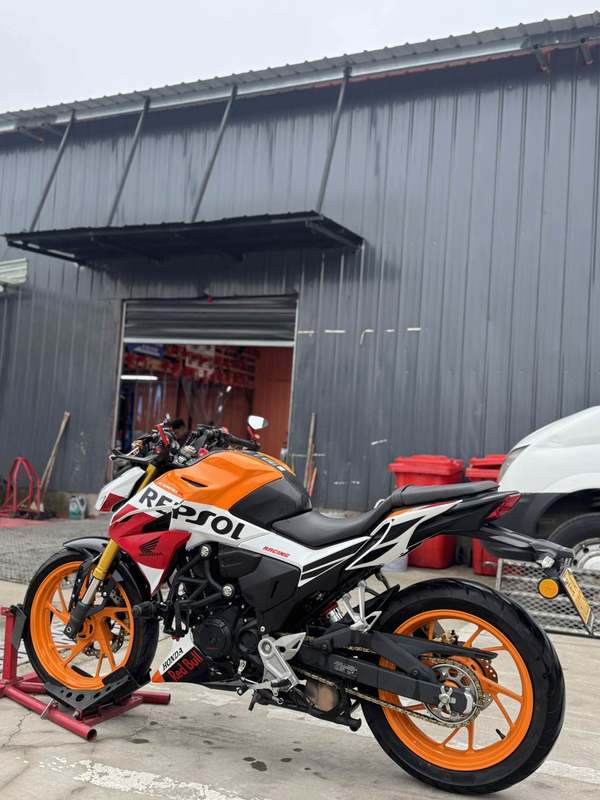 二手五羊本田CB190R 暴锋眼