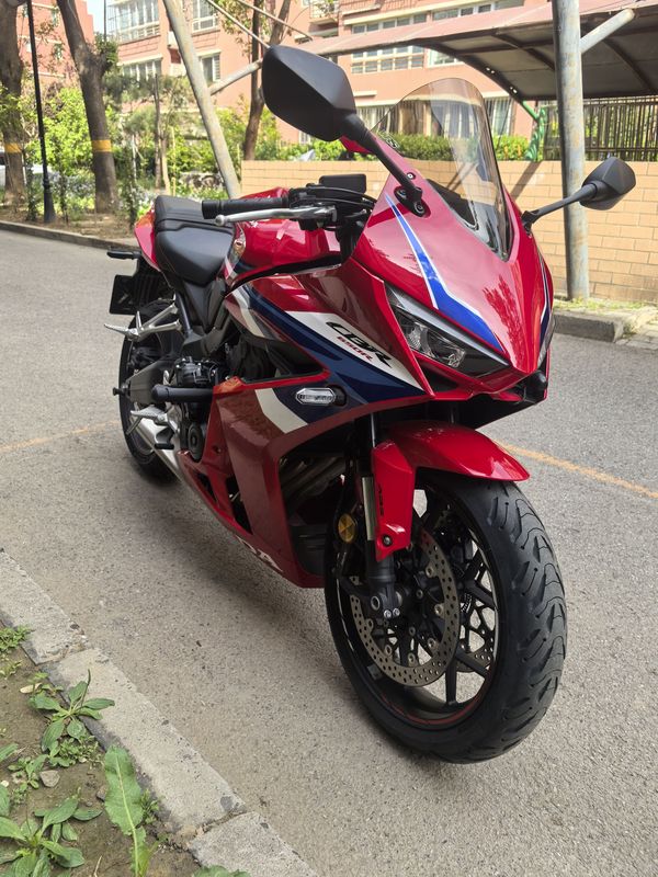 二手本田CBR650R