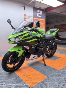 二手川崎Ninja 400