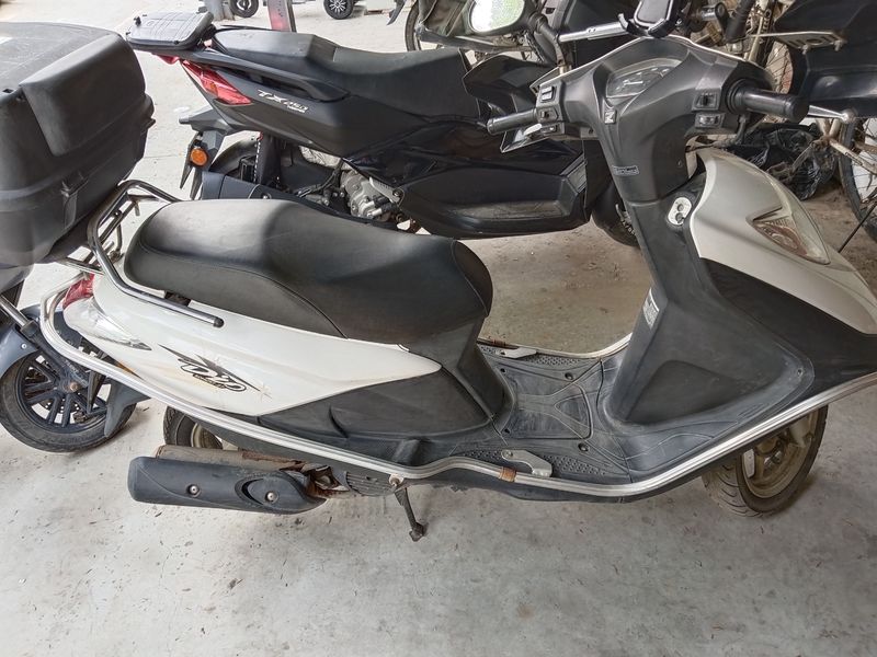 二手新大洲本田SDH125T-29