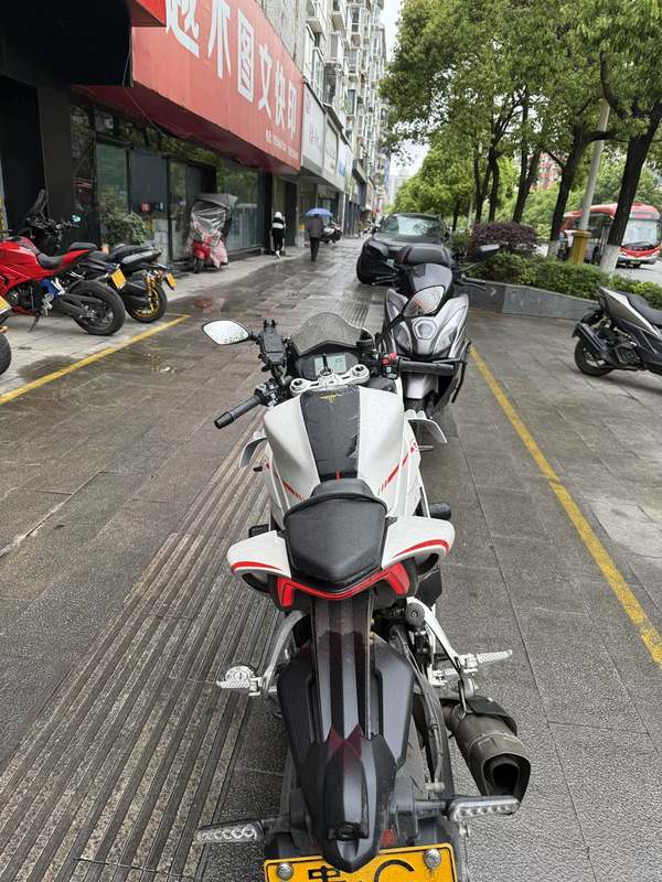 二手QJMOTOR赛600