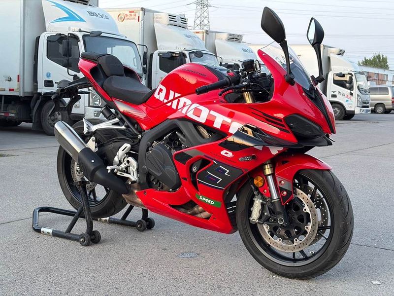 二手QJMOTOR赛800