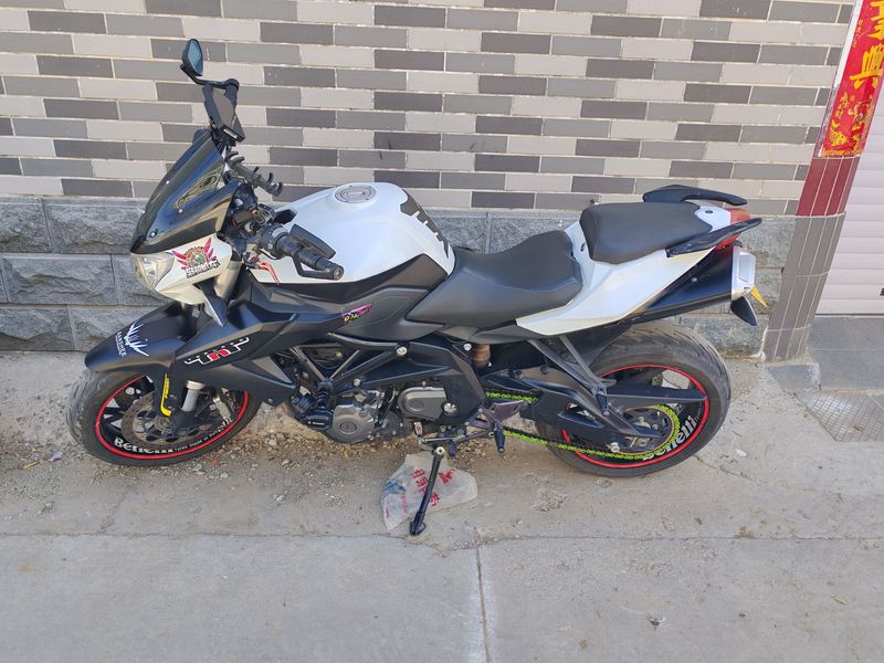 二手贝纳利TNT600i