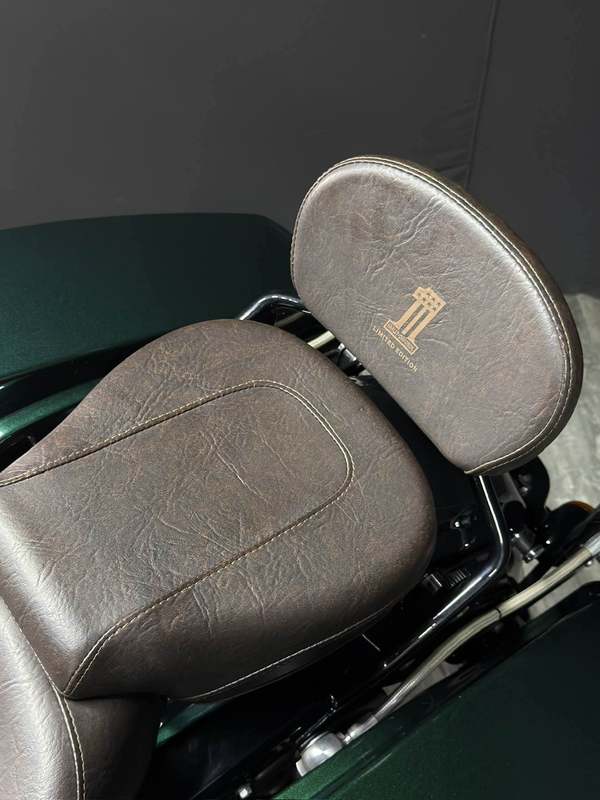 二手哈雷戴维森公路滑翔 Road Glide