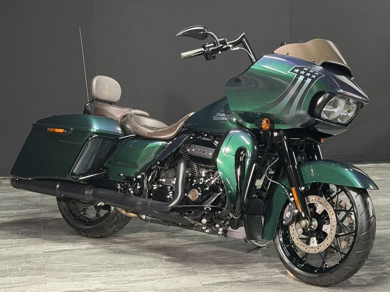 二手哈雷戴维森公路滑翔 Road Glide