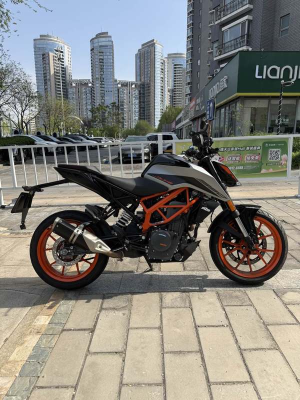 二手KTMR2R390 Duke