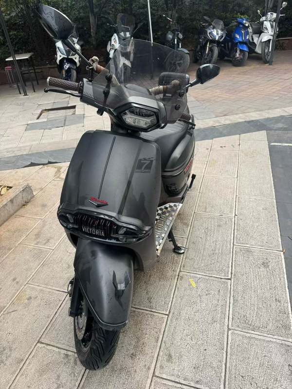二手维多利亚Sixties 250Si