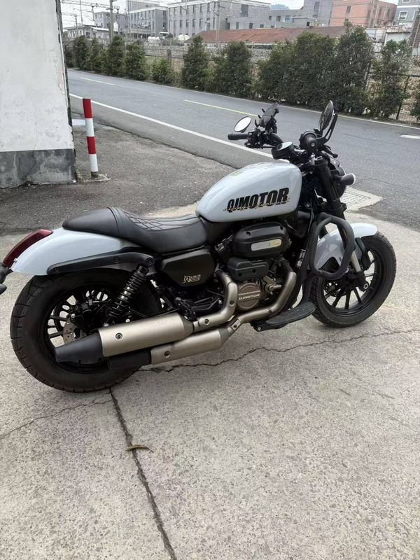 二手QJMOTOR闪300