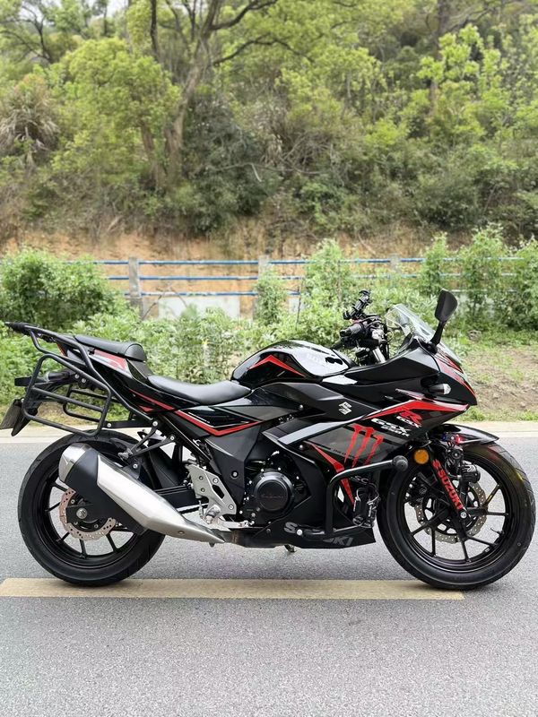 二手豪爵铃木GSX250R