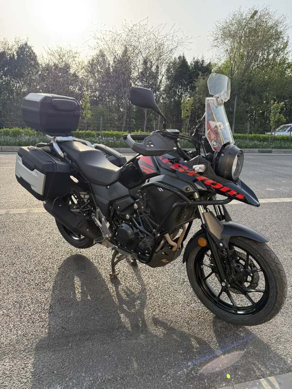 二手豪爵铃木DL250