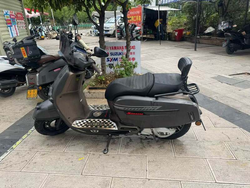 二手维多利亚Sixties 250Si