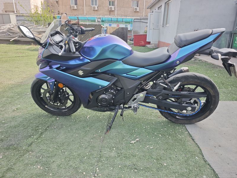 二手豪爵铃木GSX250R