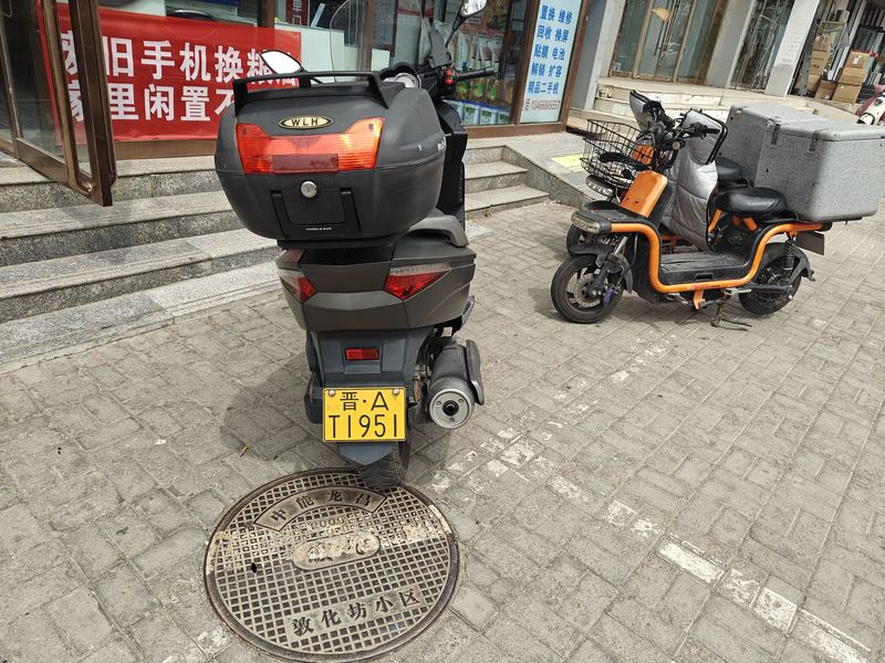 二手贝纳利银刃 BJ250T-8