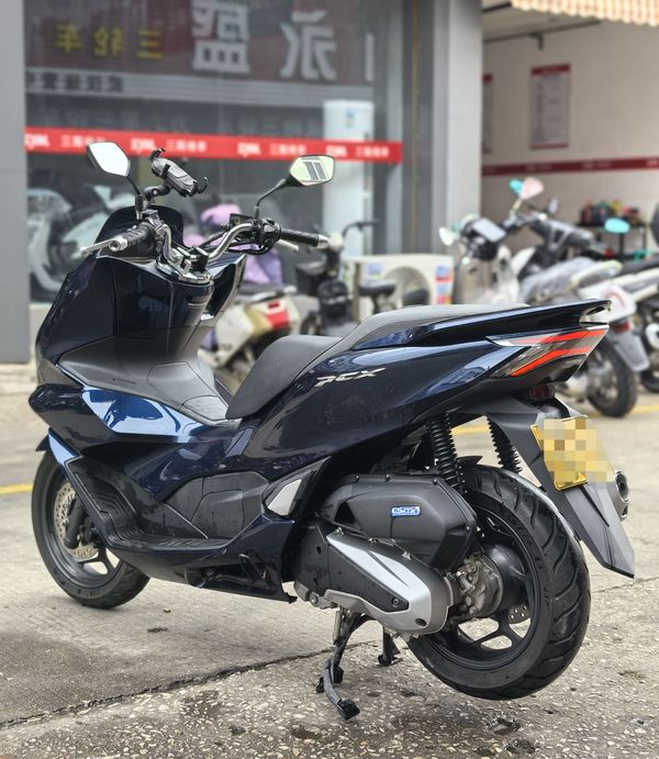 二手五羊本田PCX