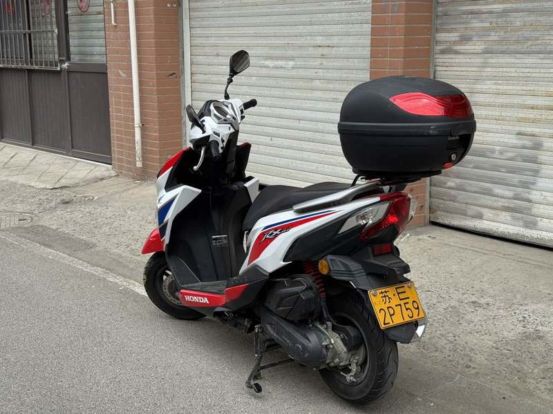 二手新大洲本田裂行 RX125Fi