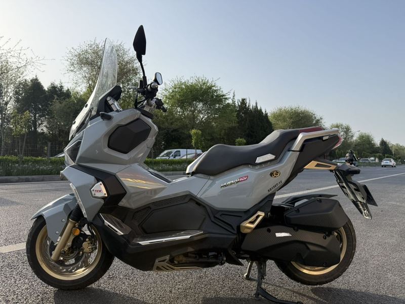 二手三阳哈士奇 Husky ADV150