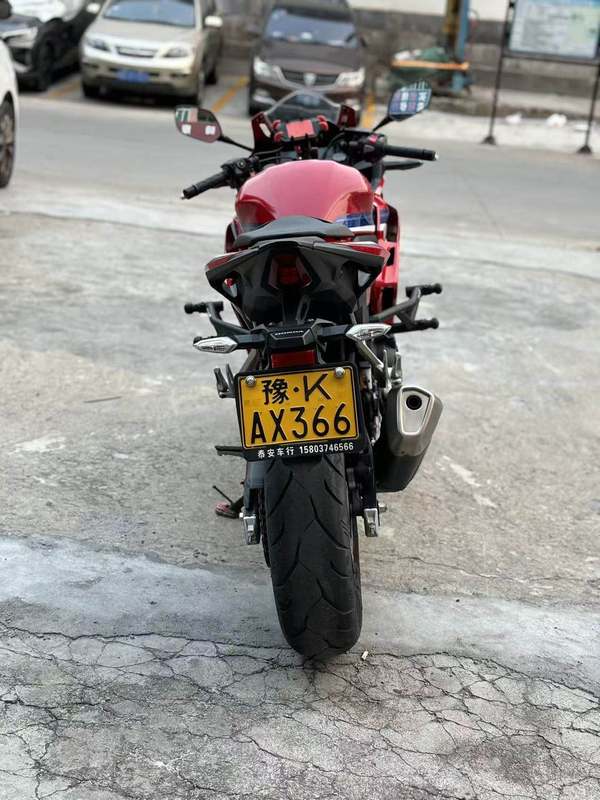 二手本田CBR400R