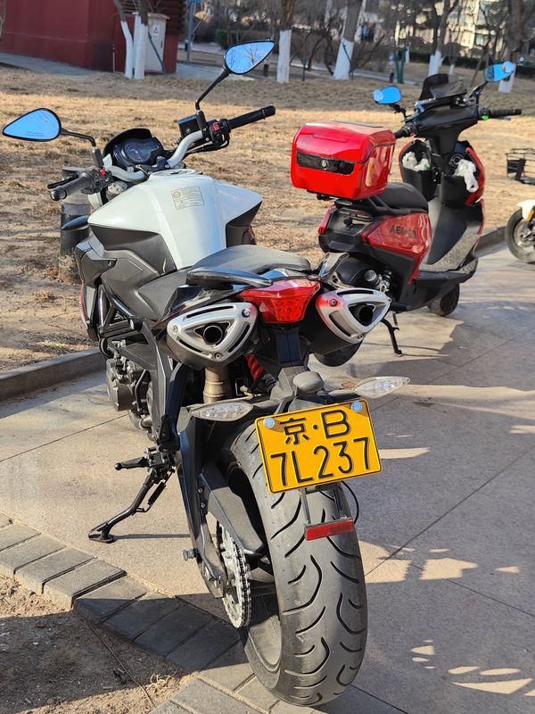 二手贝纳利TNT600i