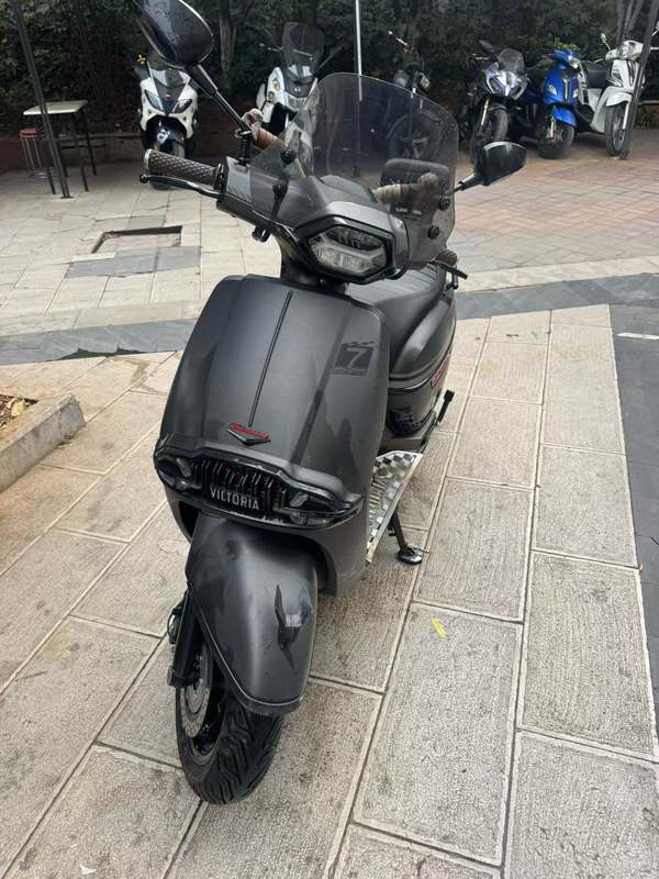二手维多利亚Sixties 250Si