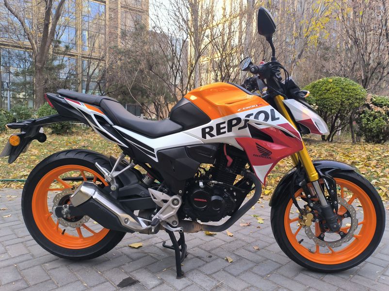 二手五羊本田CB190R 暴锋眼