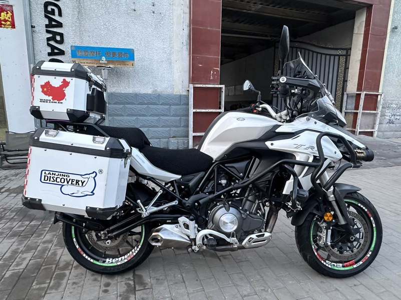 二手贝纳利金鹏 TRK502