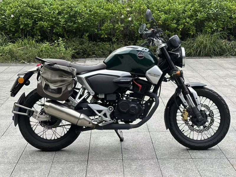 二手五羊本田鸷道 CB190SS