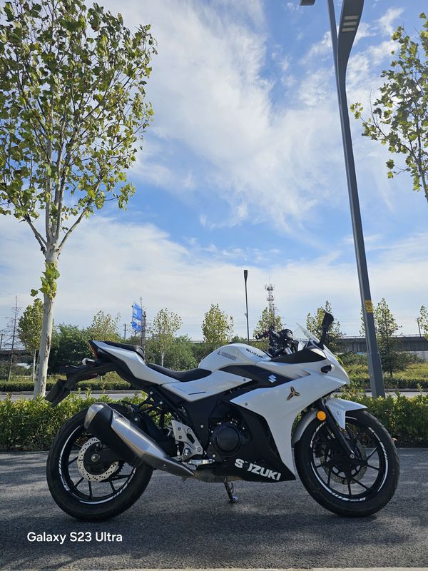 二手豪爵铃木GSX250R