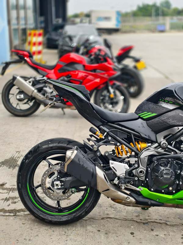 二手川崎Z900