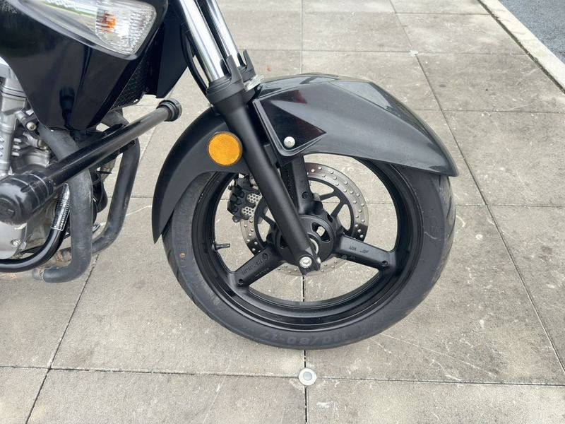 二手豪爵铃木骊驰 GW250