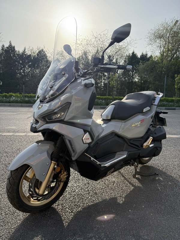 二手三阳哈士奇 Husky ADV150