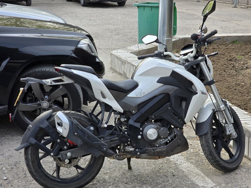 二手贝纳利小迅龙 BN150S