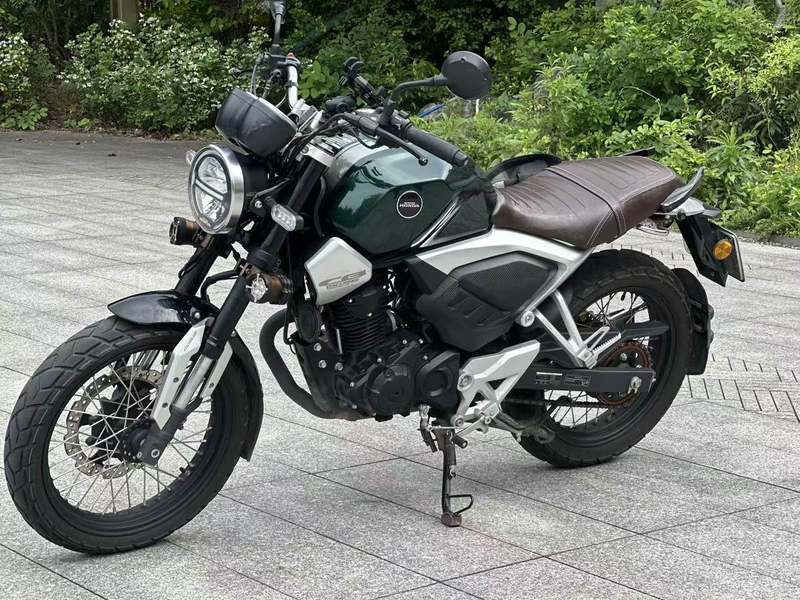 二手五羊本田鸷道 CB190SS