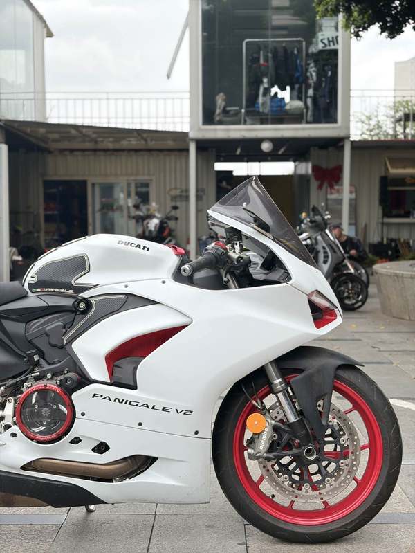 二手杜卡迪Panigale V2