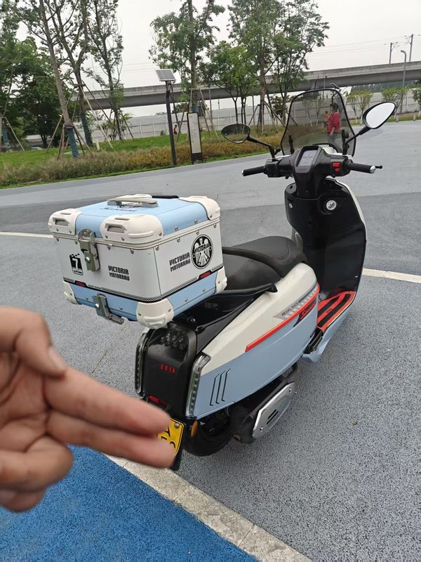 二手维多利亚Sixties 250Si
