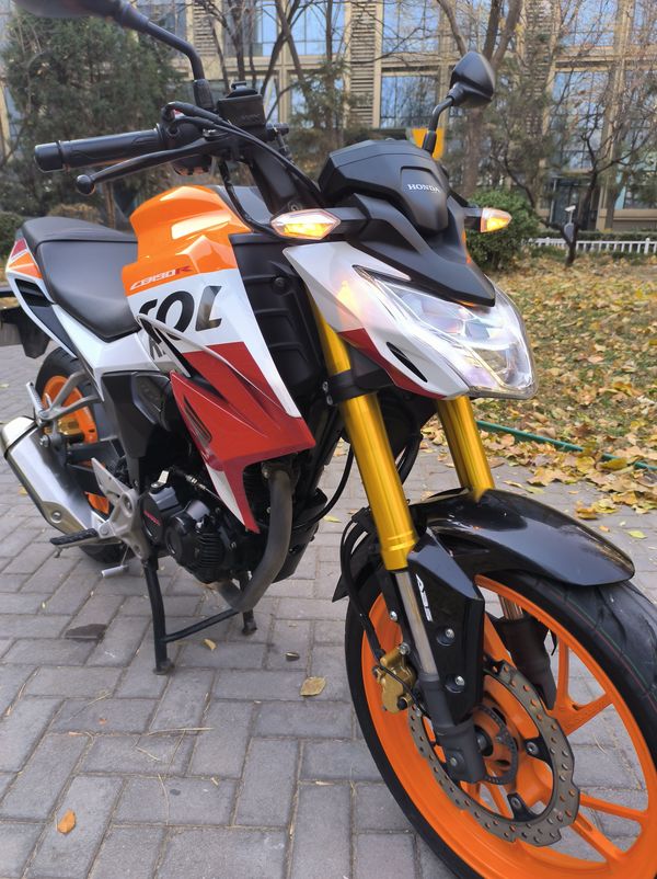 二手五羊本田CB190R 暴锋眼