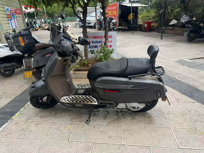 二手维多利亚Sixties 250Si