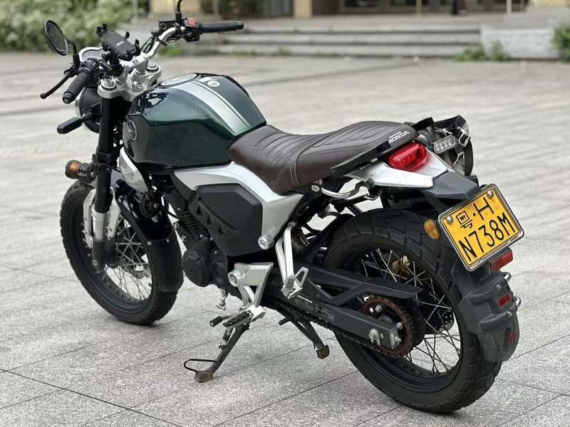 二手五羊本田鸷道 CB190SS