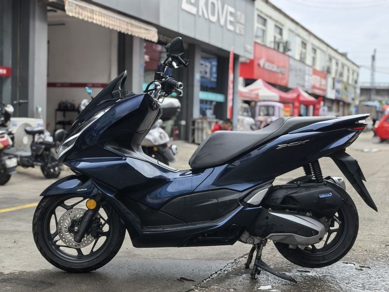 二手五羊本田PCX