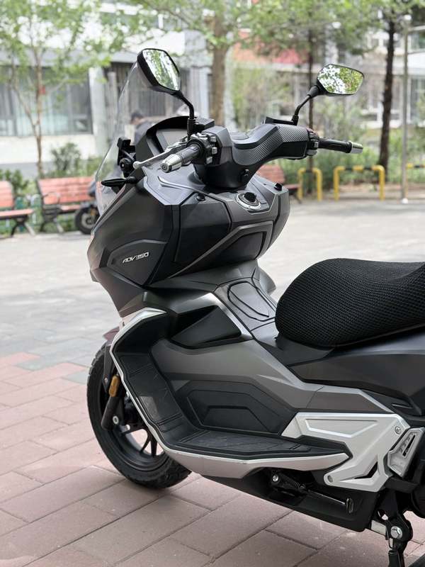 二手大阳V锐 ADV350