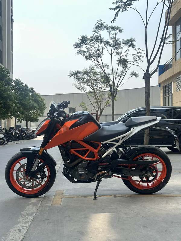 二手KTMR2R390 Duke