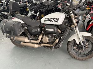 二手QJMOTOR闪300