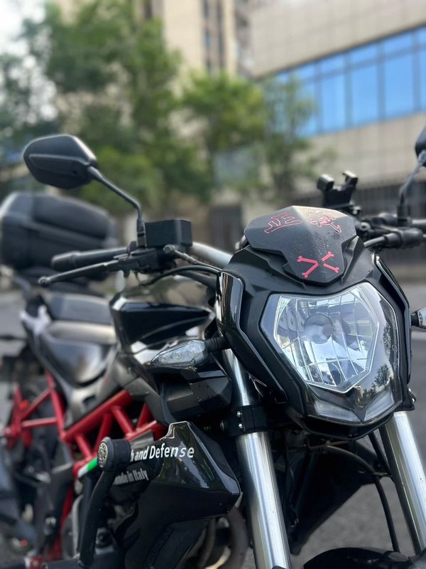 二手贝纳利红宝龙 TNT150i