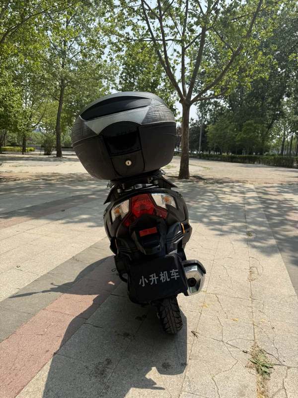 二手新大洲本田裂行 RX125Fi