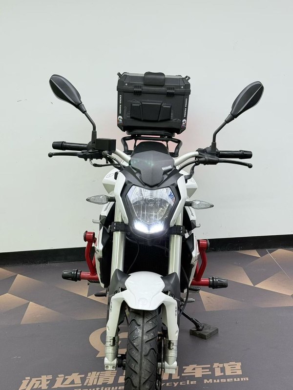 二手贝纳利红宝龙 TNT150i