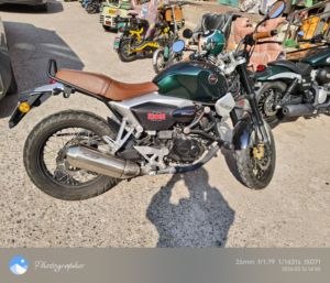 二手五羊本田鸷道 CB190SS